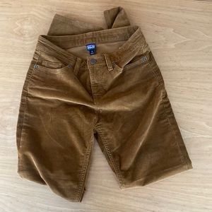 Patagonia rust colored corduroy